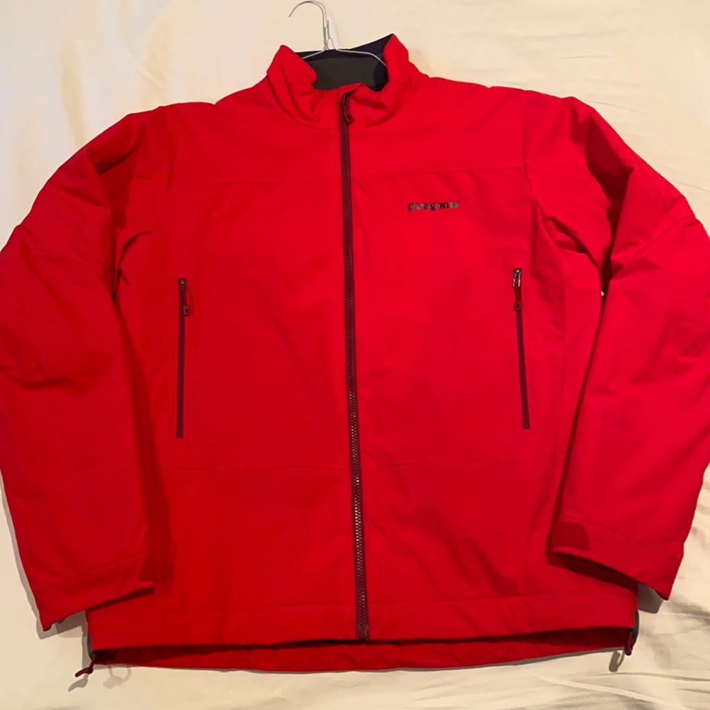 Red Patagonia insulated jacket! Mens size Large.